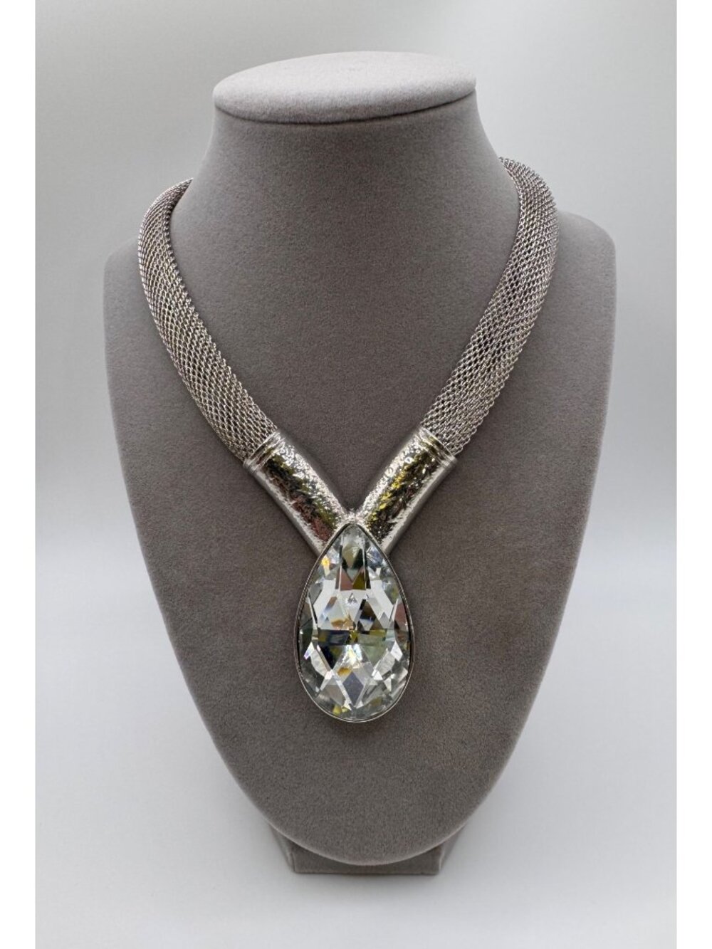 Signed Crown Q Silver Mesh Necklace Large Faceted Glass Pendant Statement